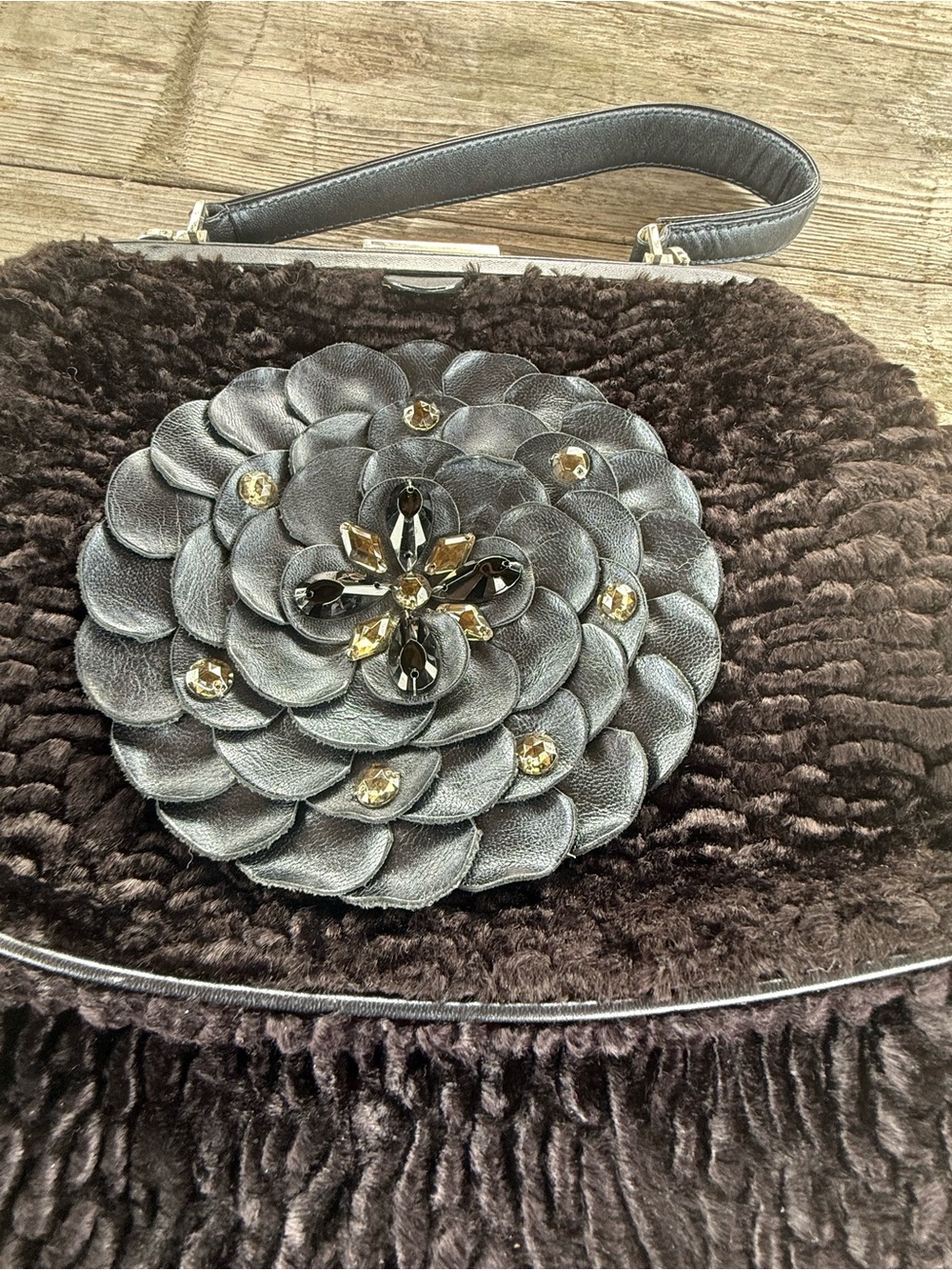INGE BAG Womens Black Floral Applique Wristlet Bag